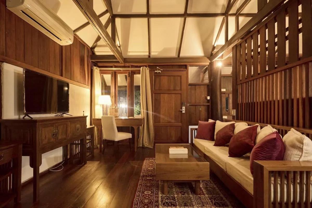 The Yard Hostel チエンマイ エクステリア 写真