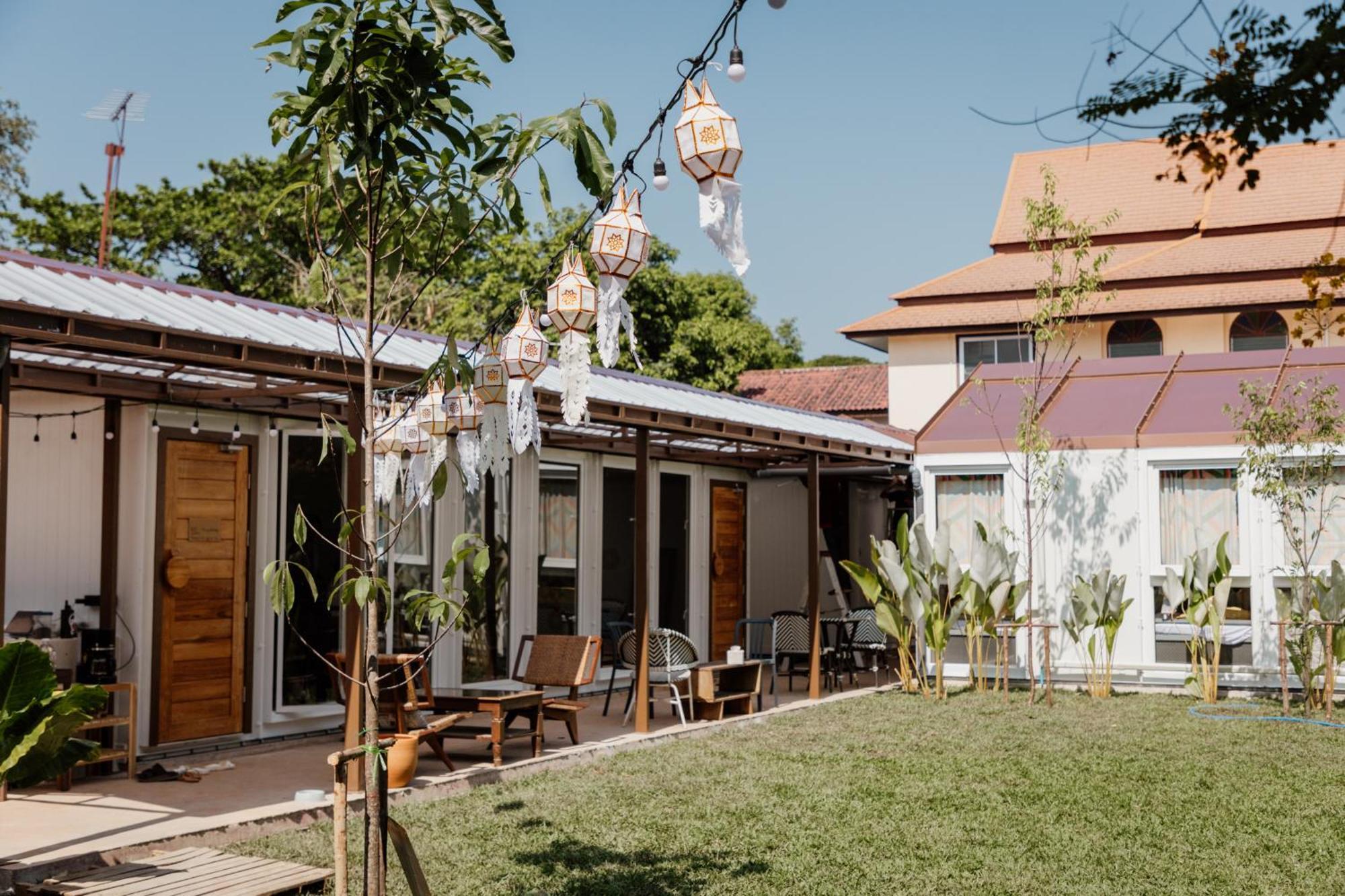 The Yard Hostel チエンマイ エクステリア 写真